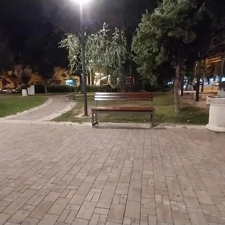 Emem شقة Kursumlija