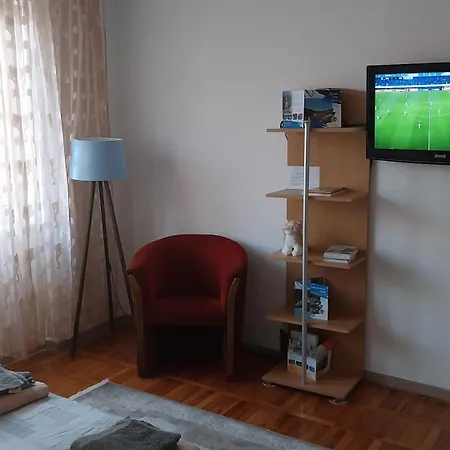 Apartament Emem *