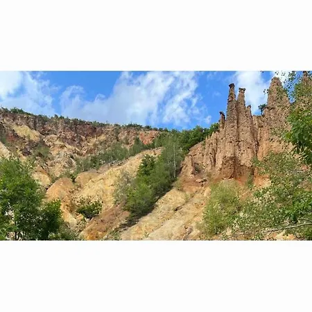 شقة Emem Kursumlija